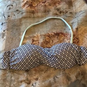 Bikini top with optional neck strap